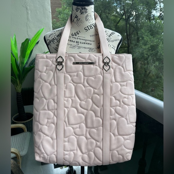 Heart Pattern Tote Bag - Picture 3 of 8